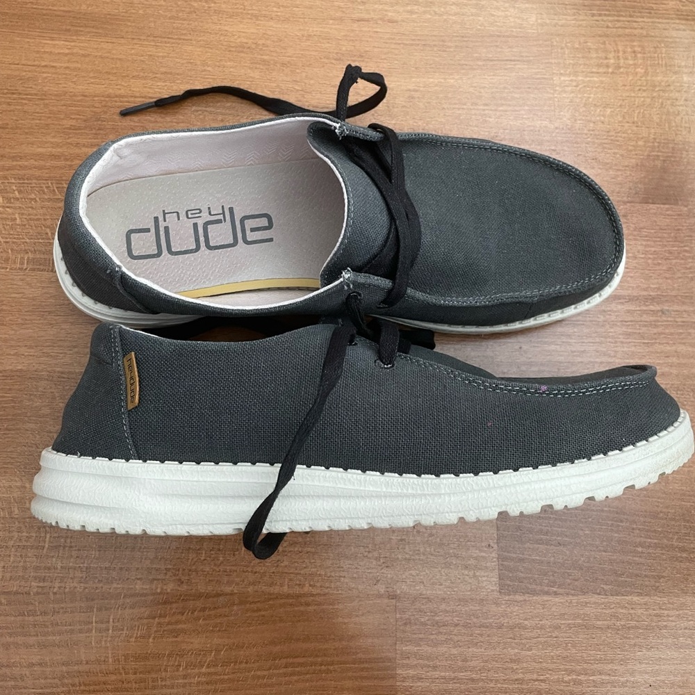 Hey Dude shoes dark charcoal like new